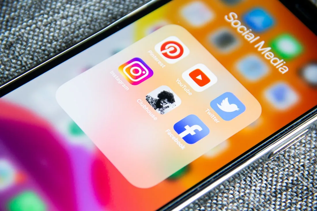 Hỗ trợ khôi phục tài khoản Facebook